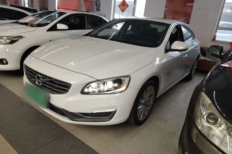 Used Volvo S60 2015 S60L 2.0T Zhiyuan Edition