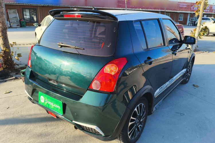 Used Suzuki Swift 2016 1.5L Automatic Fashionable Coolplay Edition
