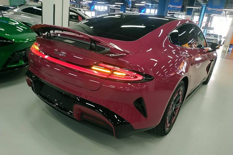 Used  SU7 2024 Four-Wheel-Drive Max Founder's Edition
