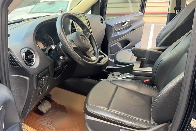 Used Mercedes-Benz Vito 2021 2.0T Business Version 7 Seats