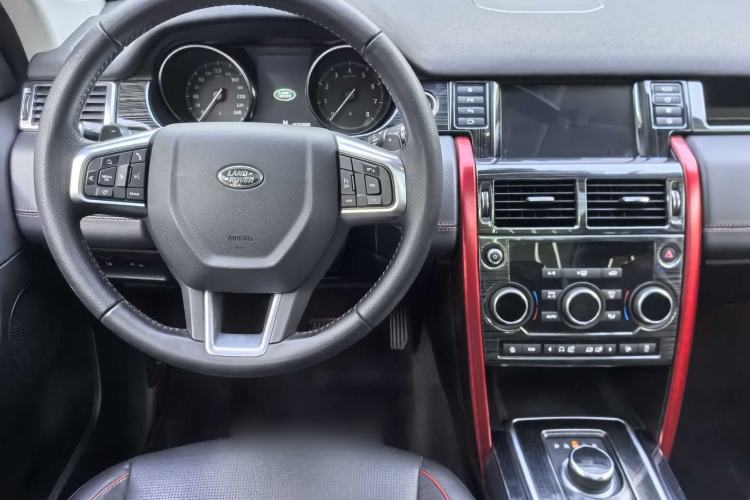 Used Land Rover Discovery Sport 2019 240 PS SE Dynamic Version China VI Standard
