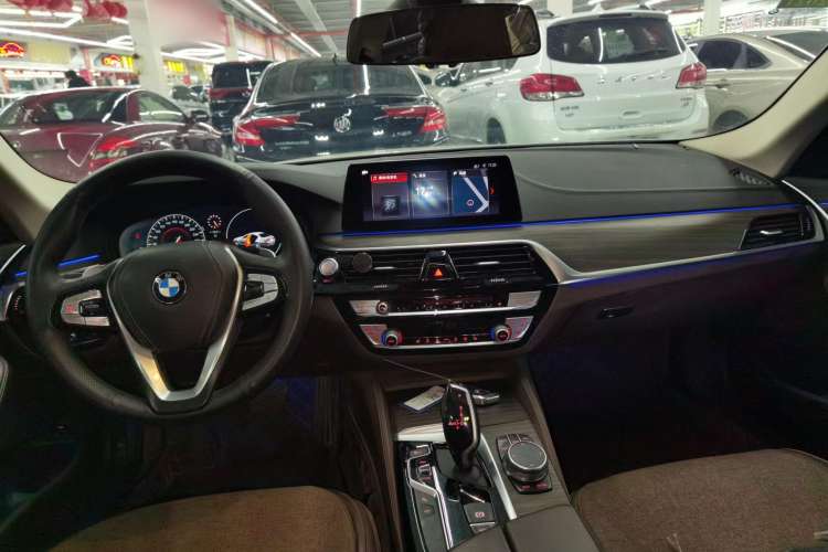 Used BMW 5 Series 2019 530Li Leading Model Luxury Package
