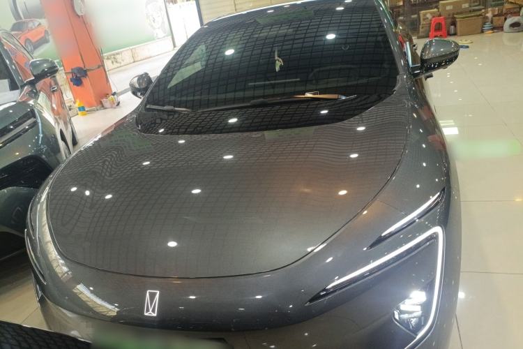 Used  12 2025 Ultra Extended-Range Edition
