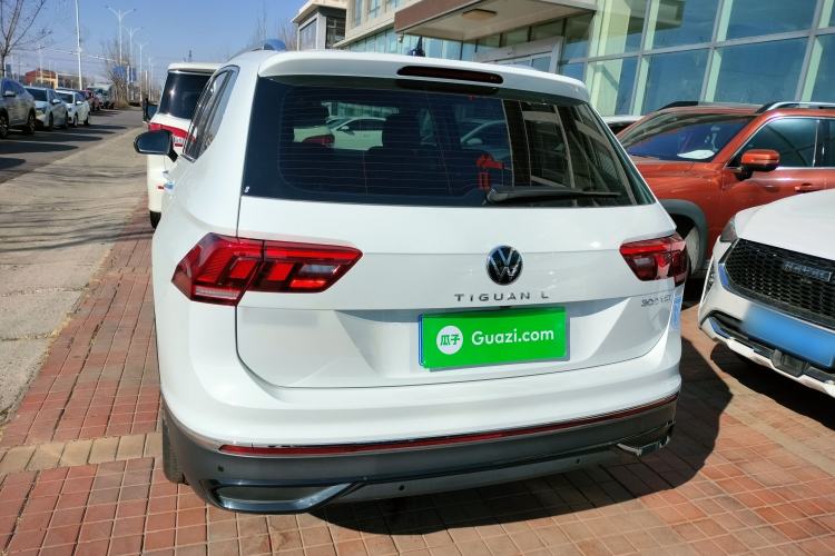 Used Volkswagen Tiguan L 2024 300TSI Automatic Two-Wheel Drive Smart Edition
