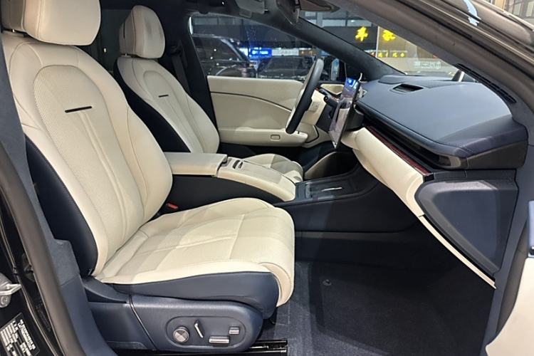 Used Zeekr 007 2024 Rear-Drive Enhanced Version 75 kWh
