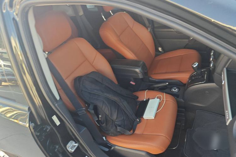 Used  Compass 2014 Revised Version 2.0L Two-Wheel Drive Entry-Level Edition
