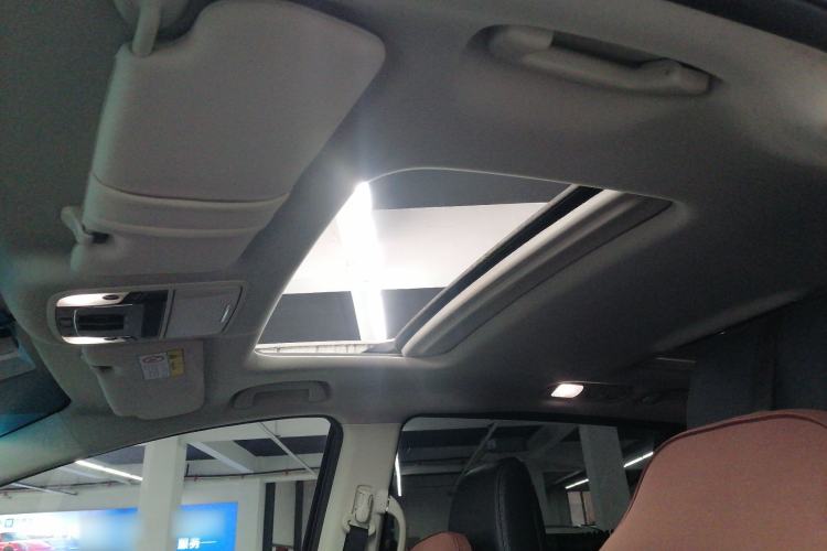 Used Honda Elysion 2016 2.4L Style Edition
