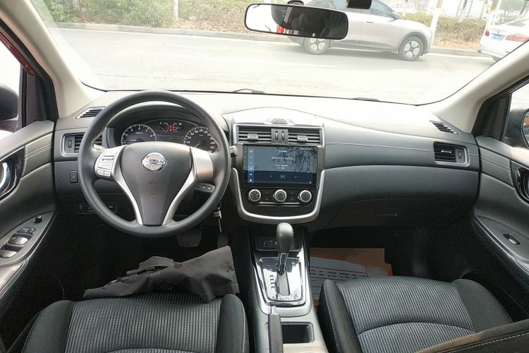 Used Nissan Tiida 2021 1.6L CVT Cool Edition
