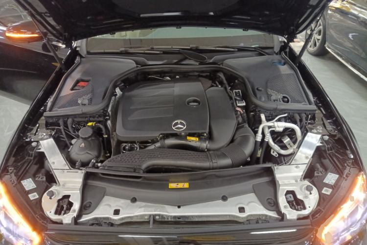 Used Mercedes-Benz E-Class 2022 Second Facelift E 300 L Sporty and Stylish Edition
