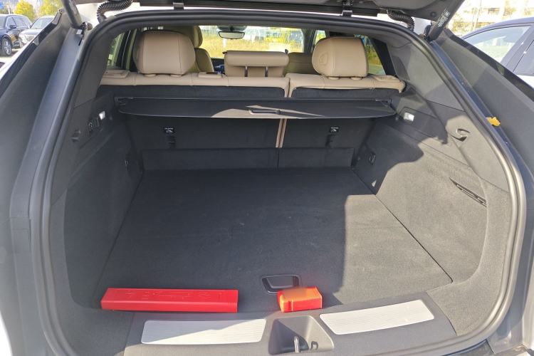 Used Cadillac LYRIQ 2022 Rear-Drive Long-Range Prestige Edition
