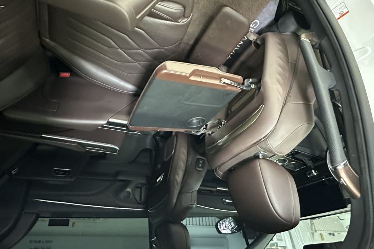 Used Toyota Granvia 2024 2.5L Hybrid Prestige PLUS Four-Wheel Drive Version