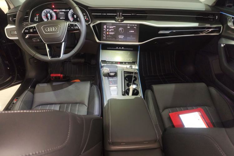 Used Audi A6L 2025 45 TFSI Prestige Dynamic Edition + Ventilated Comfort Package
