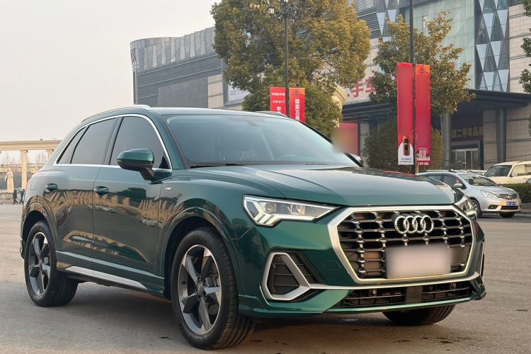 Used Audi Q3 2020 35 TFSI Fashion Dynamic Model
