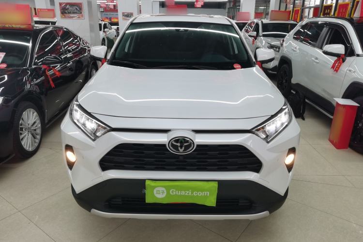 Used Toyota RAV4 2022 2.0L CVT Two-Wheel Drive Fashion Plus Edition
