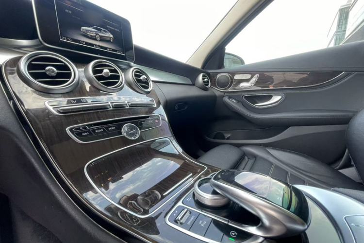 Used Mercedes-Benz C-Class 2016 C 200 L Sport Edition
