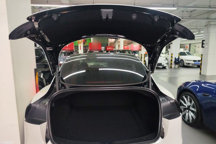 Used Tesla Model 3 2023 Long-Range All-Wheel-Drive Version
