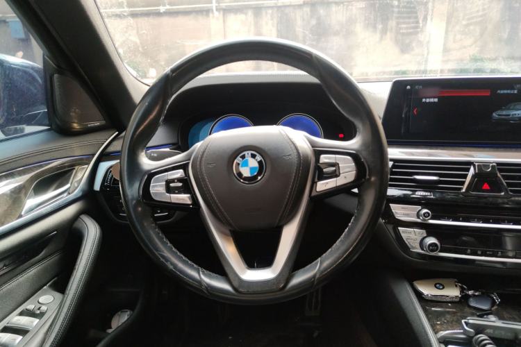 Used BMW 5 Series 2018 525Li M Sport Package
