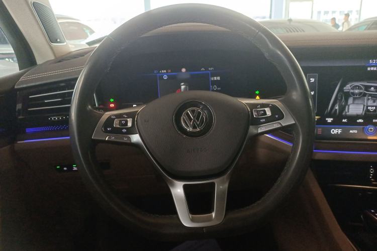 Used Volkswagen Touareg 2019 3.0 TSI Advanced Version China V Standard