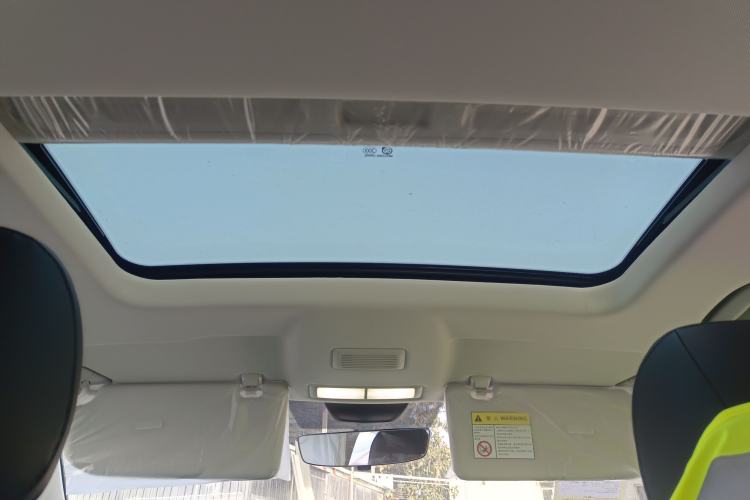 Used Roewe i5 2026 Model 1.5L CVT Luxury Edition
