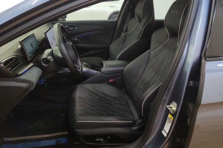 Used BYD Seal 2022 550 km Standard Range Rear-Wheel Drive Prestige Version
