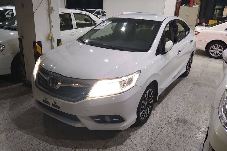 Used Honda Crider 2015 1.8L automatic comfort version
