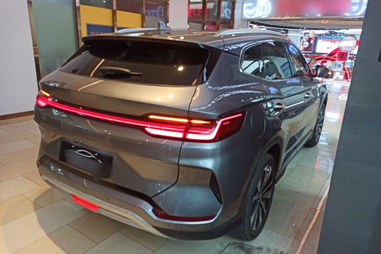 Used BYD Song PLUS New Energy 2025 EV Intelligent Driving Version 520km Premium Model
