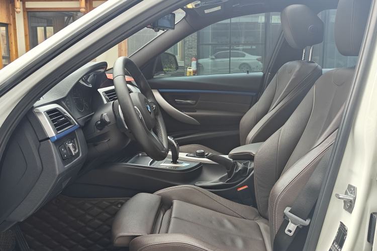 Used BMW 3 Series 2019 320i M Sport Package
