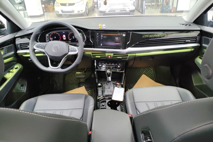 Used Volkswagen Passat 2025 Outstanding Model 330TSI Starry Elite Edition