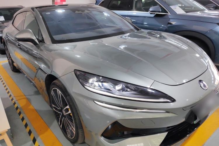 Used Denza Z9GT 2024 1100 Four-Wheel Drive Ultra Version
