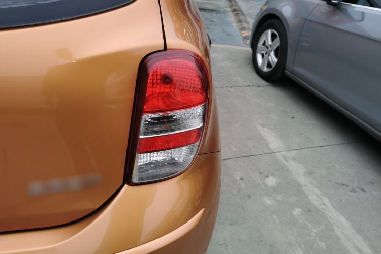 Used Nissan March 2010 1.5L Automatic Easy-Style Version