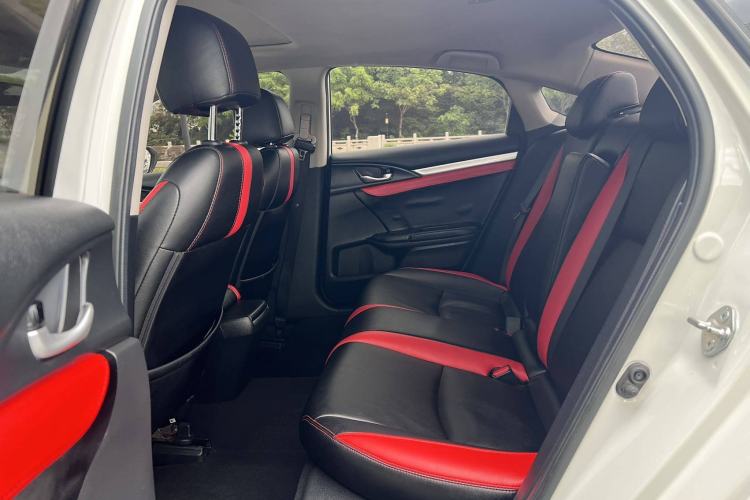 Used Honda Civic 2016 220TURBO CVT Luxury Edition
