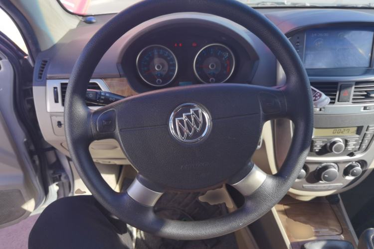 Used Buick Excelle 2015 1.5L Manual Classic Trim
