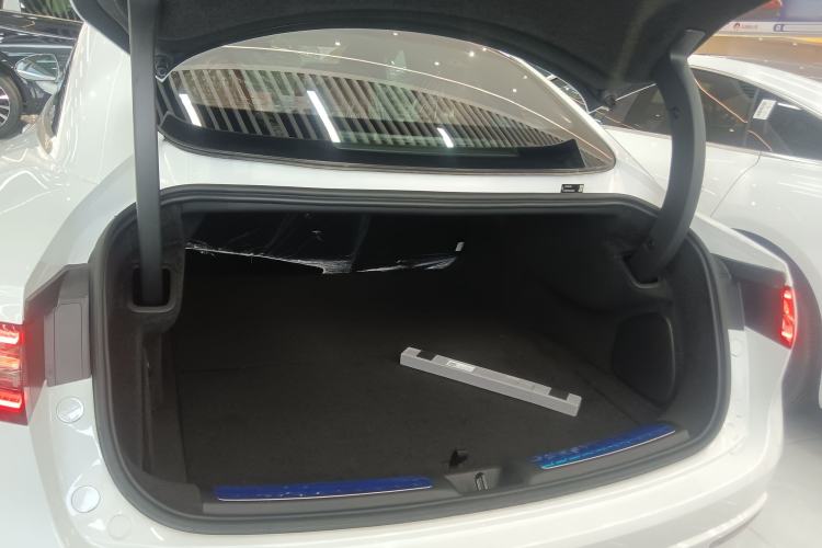 Used Hima Luxeed S7 2024 Pro Model
