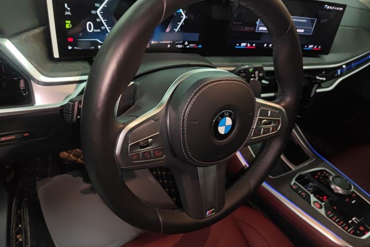 Used BMW X5 2023 xDrive 30Li M Sport Package