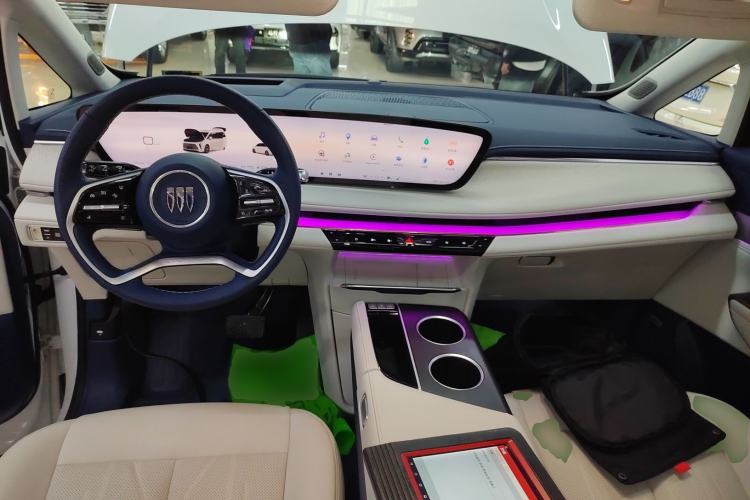 Used Buick GL8 New Energy 2024 Lu Zun Luxury Edition 7-Seater
