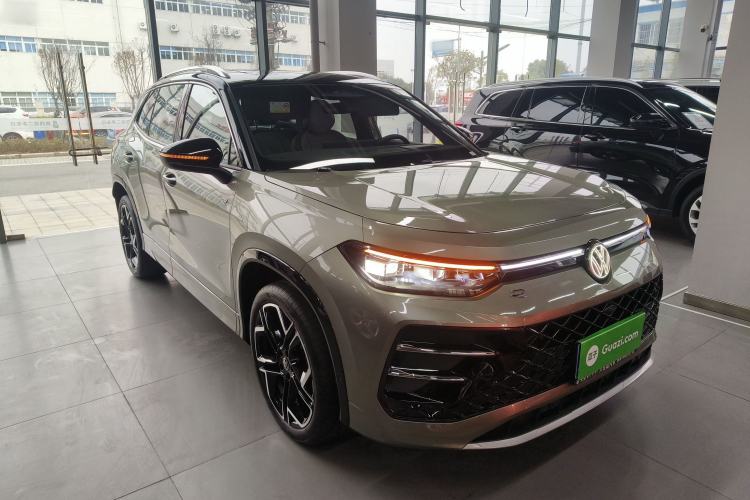 Used Volkswagen Tayron 2025 Tiguan L 380TSI 4Motion Luxury Easy Package
