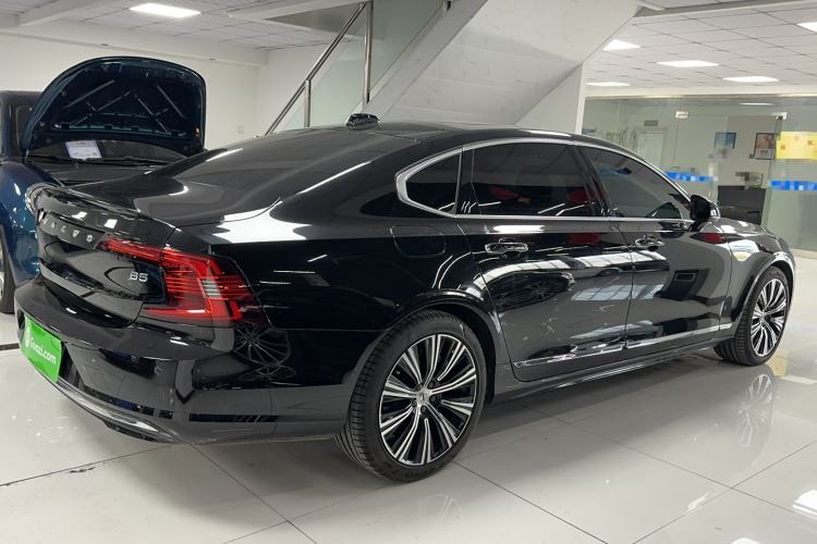 Used Volvo S90 2023 B5 Zhiyuan Luxury Edition
