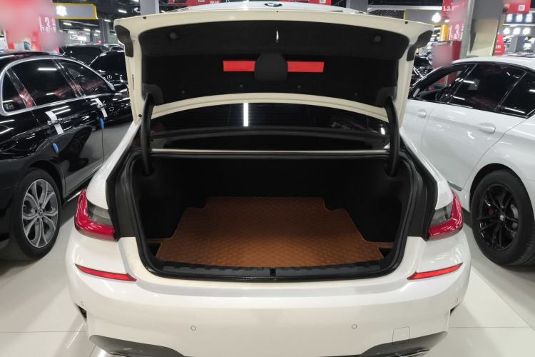 Used BMW 3 Series 2021 Second Facelift 325Li M Sport Package