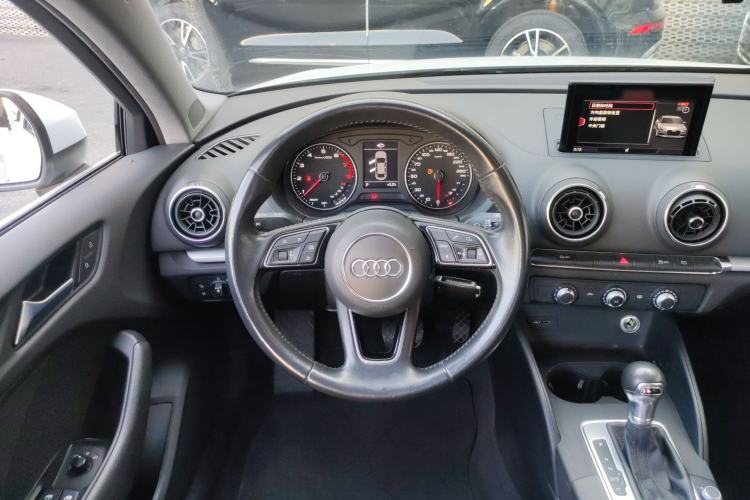 Used Audi A3 2019 Limousine 35 TFSI Ambition China V
