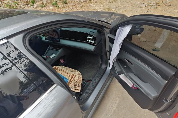 Used BYD Qin L 2025 DM-i Smart Drive 80KM Superior Model
