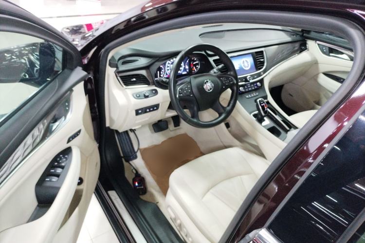 Used Buick LaCrosse 2021 Avenir Avia First-Edition Model
