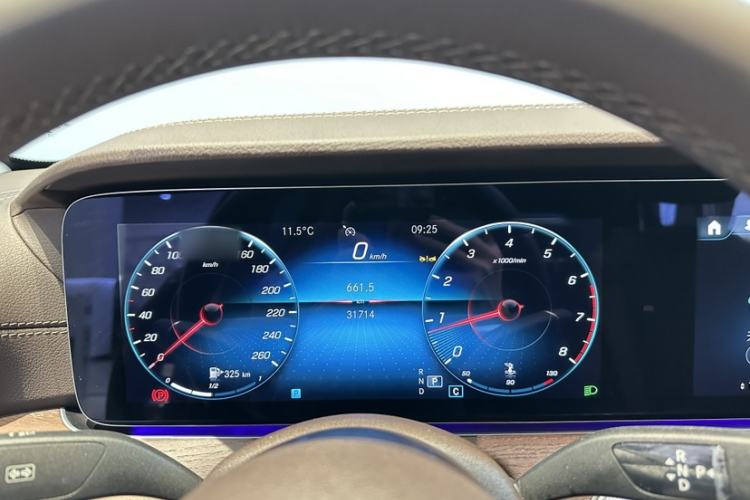 Used Mercedes-Benz E-Class 2023 Updated E 300 L Fashion Edition
