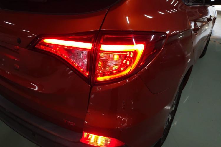 Used BYD Song 2016 GaiShi Edition 1.5TID Automatic Elite Model
