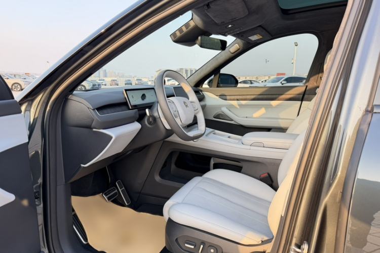 Used Nio ES8 2024 75 kWh