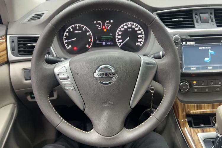 Used Nissan Sylphy 2014 1.6XV CVT Deluxe Edition
