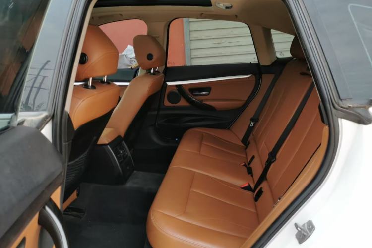 Used BMW 3 Series GT 2016 320i Design Package Edition