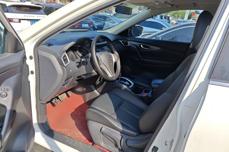 Used Nissan X-Trail 2014 2.0L CVT Comfort Edition 2WD