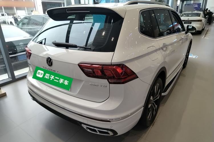 Used Volkswagen Tiguan L 2024 Outstanding Model 330TSI Automatic Two-Wheel Drive R-Line Dragon Glory Edition