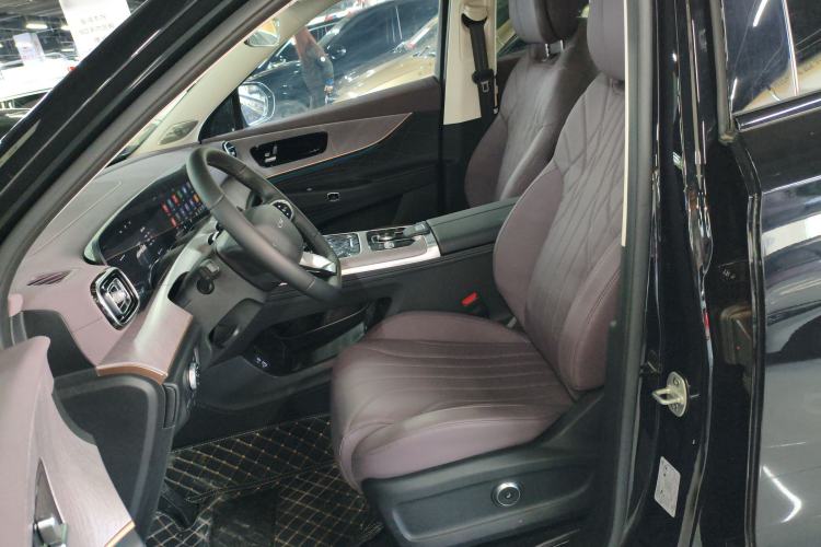 Used Chery Tiggo 9 C-DM 2025 1.5T 106KM Ultra-Comfort Version 7 Seats Lithium Iron Phosphate
