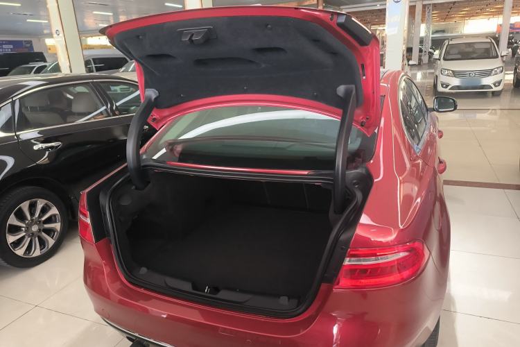 Used Jaguar XEL 2018 2.0T 200 PS Premium Edition
